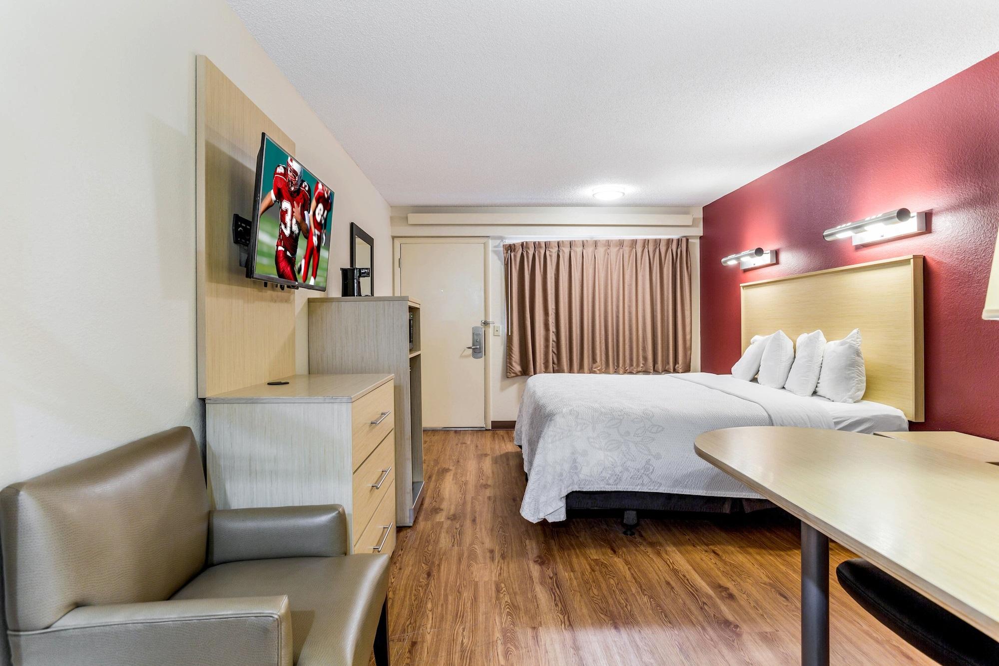 Red Roof Inn Plus+ Nashville North Гудлетсвилл Экстерьер фото
